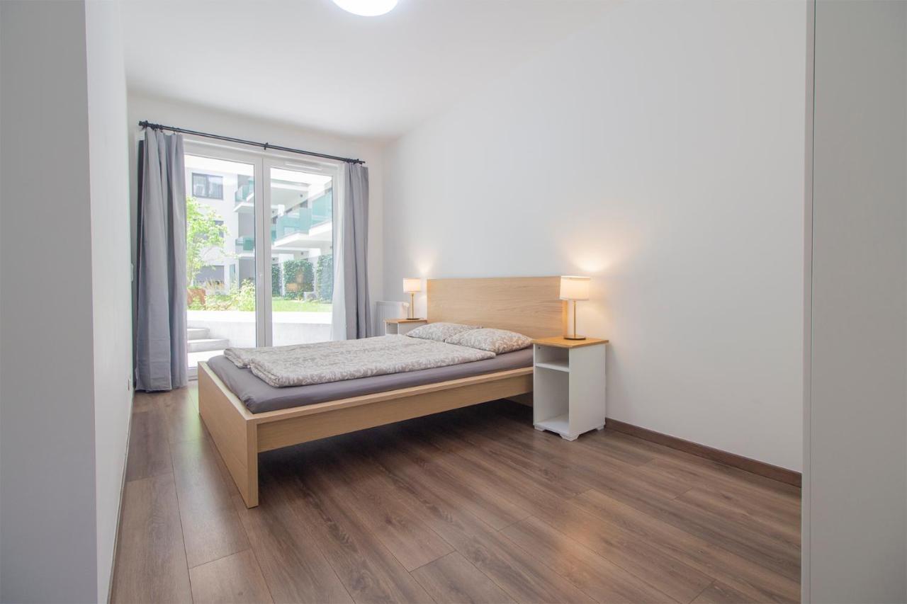 Corvin Modern Two Bedroom Apartment Free Parking Budapest Eksteriør billede