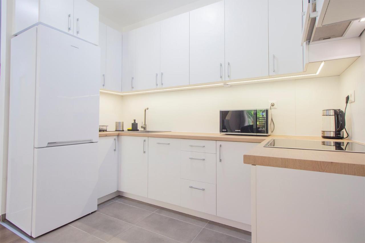 Corvin Modern Two Bedroom Apartment Free Parking Budapest Eksteriør billede