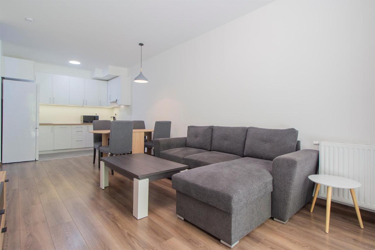 Corvin Modern Two Bedroom Apartment Free Parking Budapest Eksteriør billede